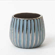 Load image into Gallery viewer, Ribbed Ceramic Pot