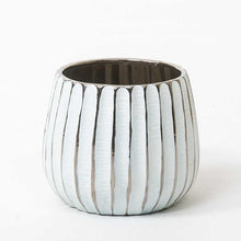 Load image into Gallery viewer, Ribbed Ceramic Pot